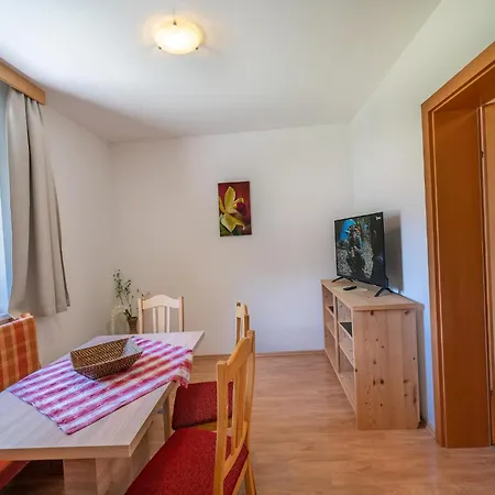 Quiet Flat With Terrace In Neustift im Stubaital